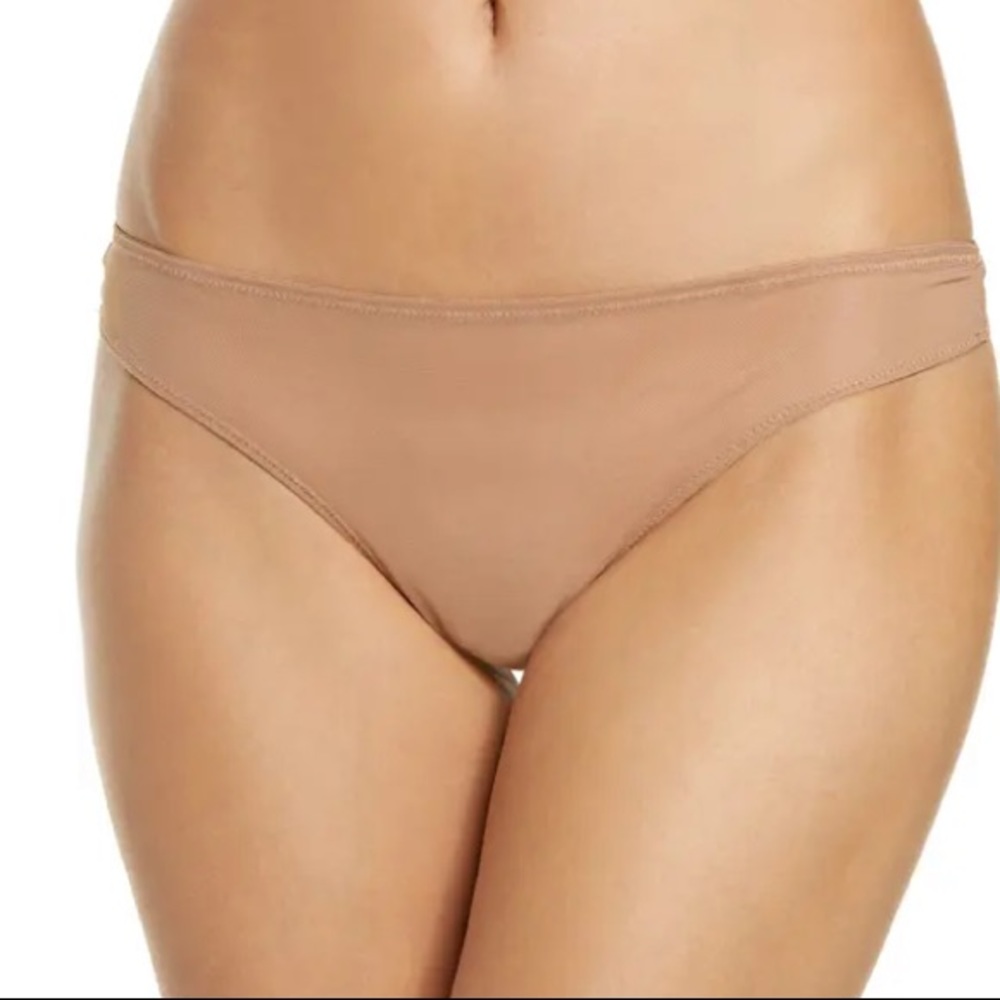 SKIMS Mesh Built Up Thong
